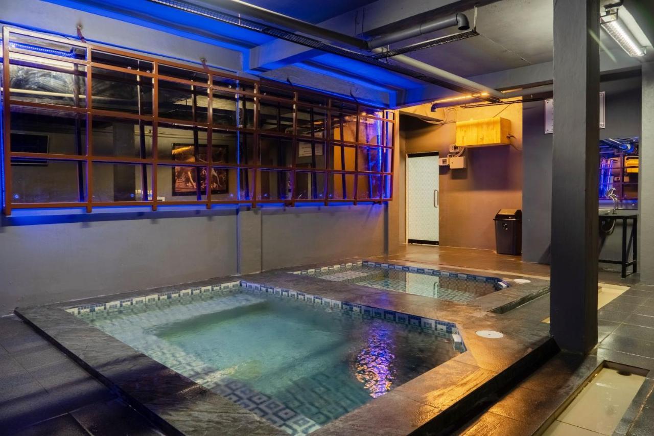 De'Tonga Hotel Medan Extérieur photo